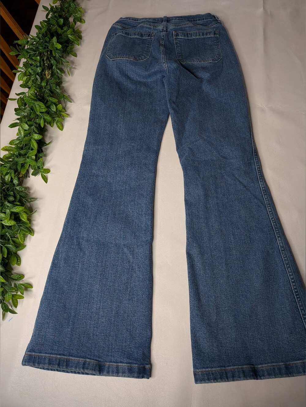 Gap 70's Flare High Rise Jeans Size 28 6r - Picture 9 of 10